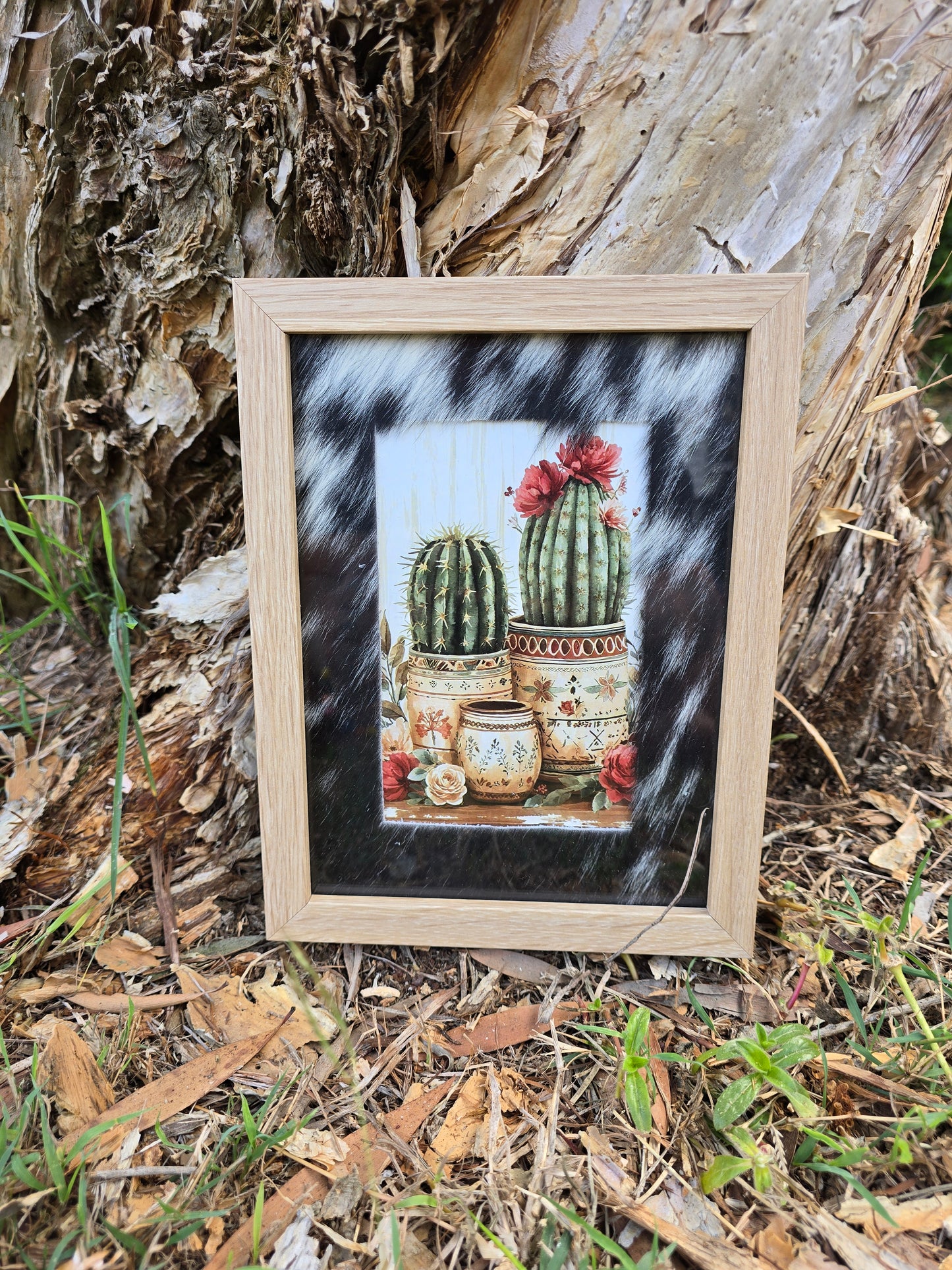 Cowhide frame with print