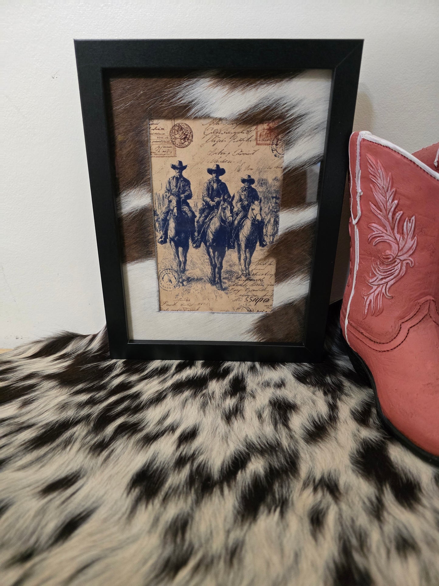 Cowhide frame with print
