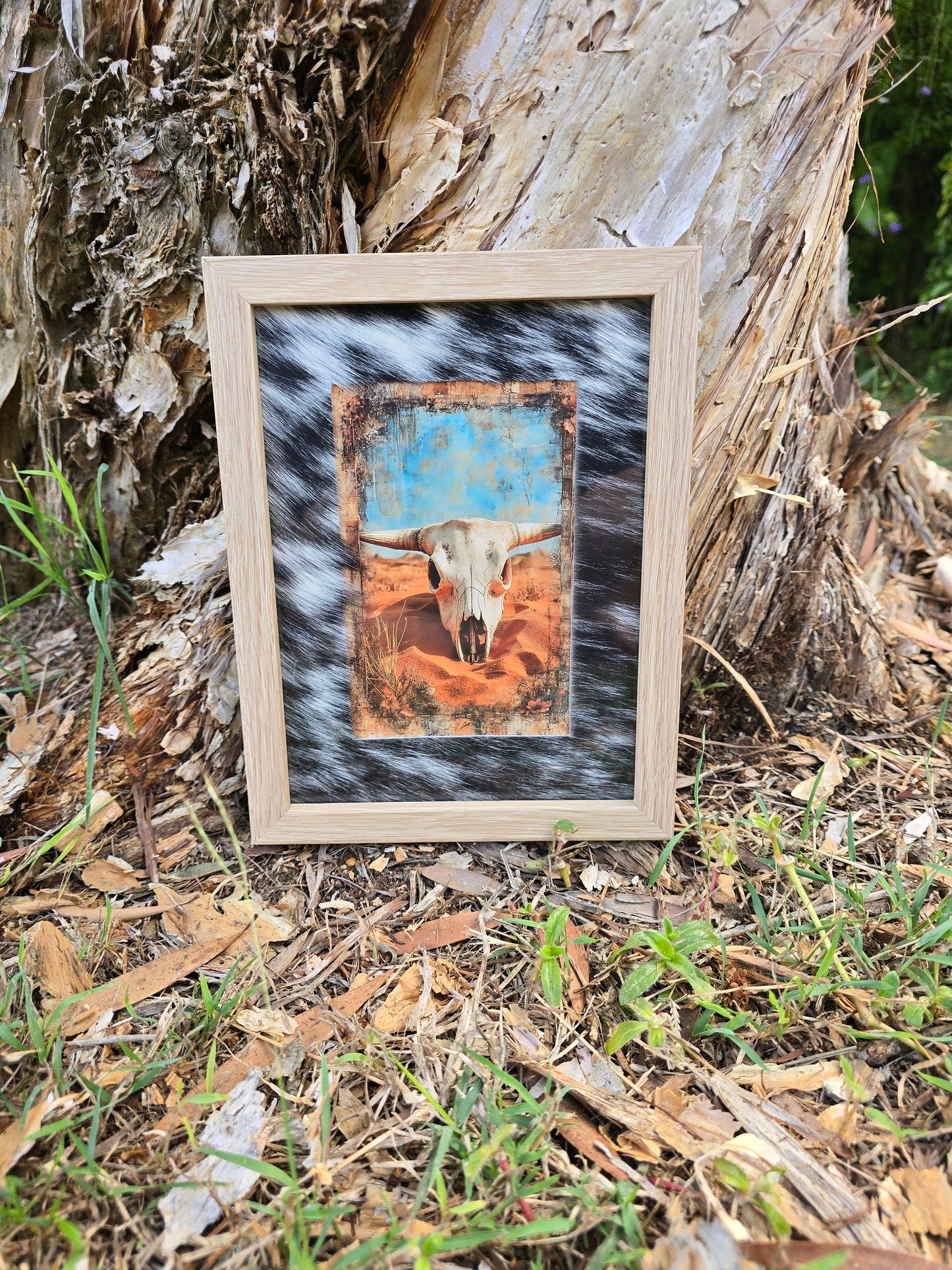 Cowhide frame with print