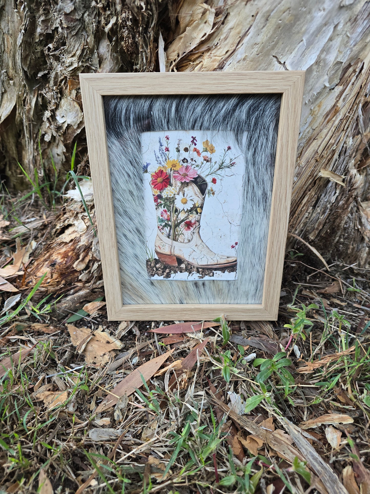Cowhide frame with print