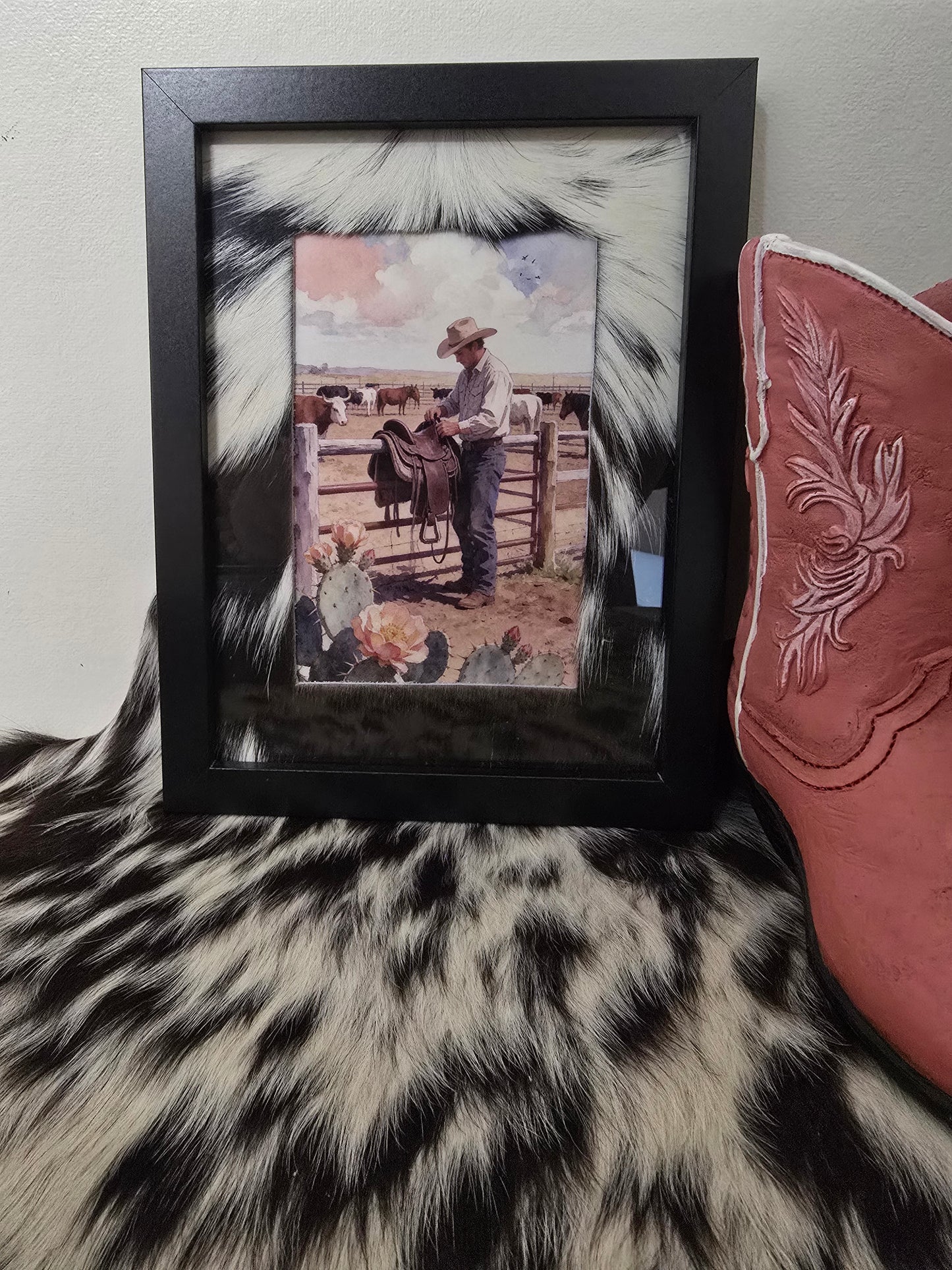 Cowhide frame with print