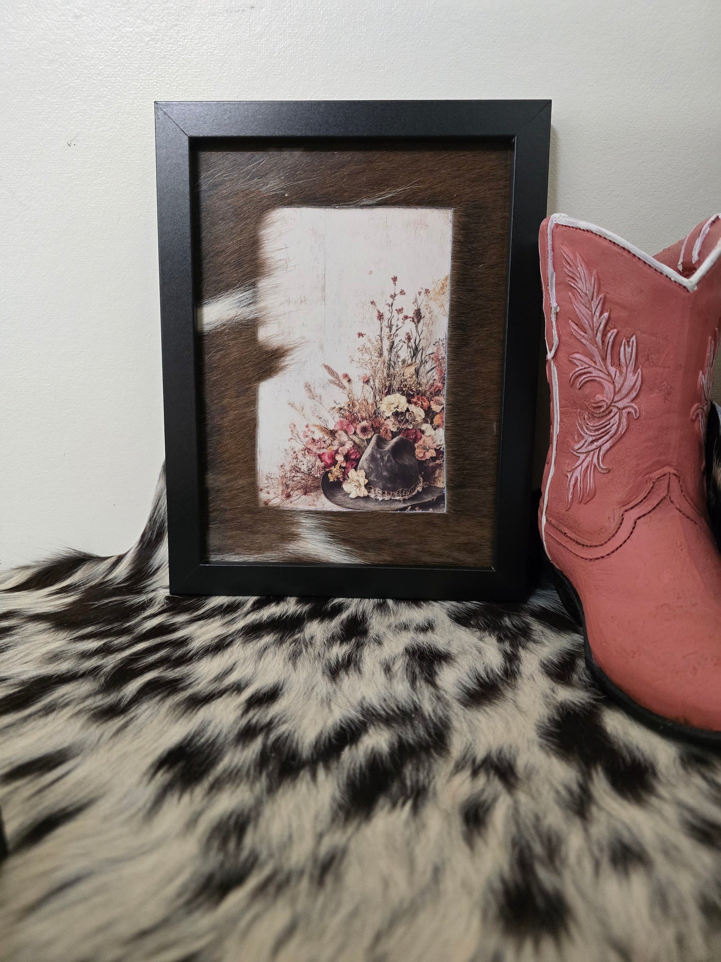 Cowhide frame with print