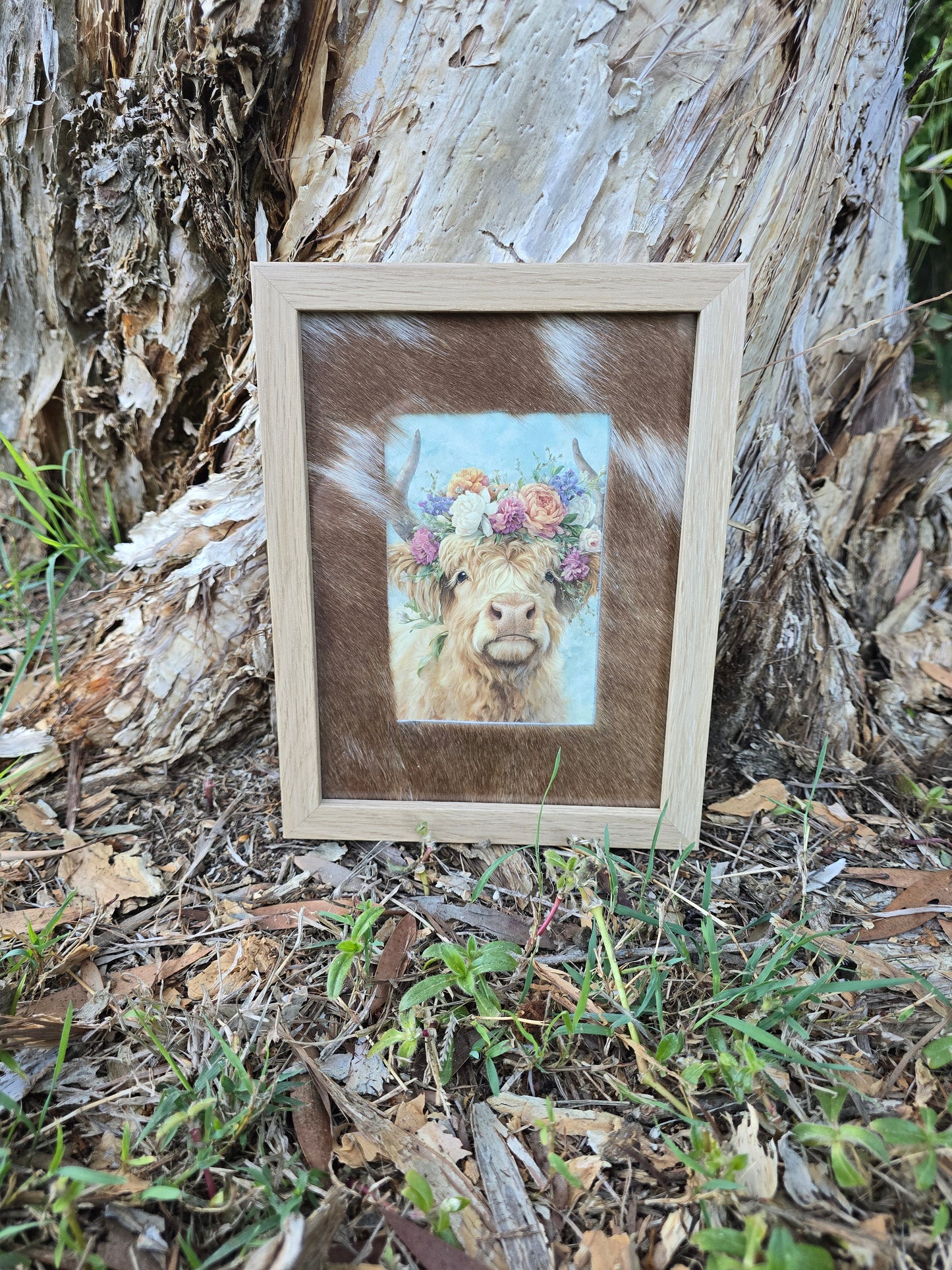 Cowhide frame with print