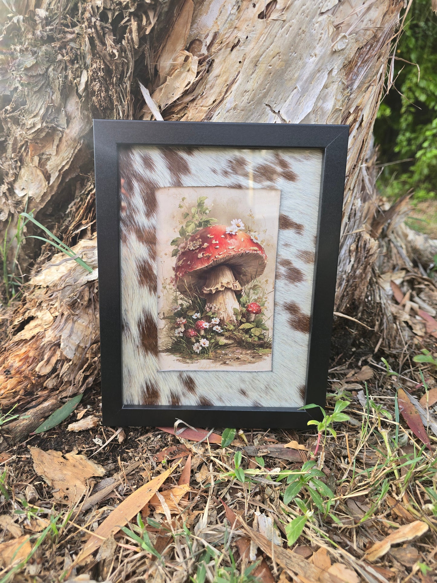 Cowhide frame with mushroom print