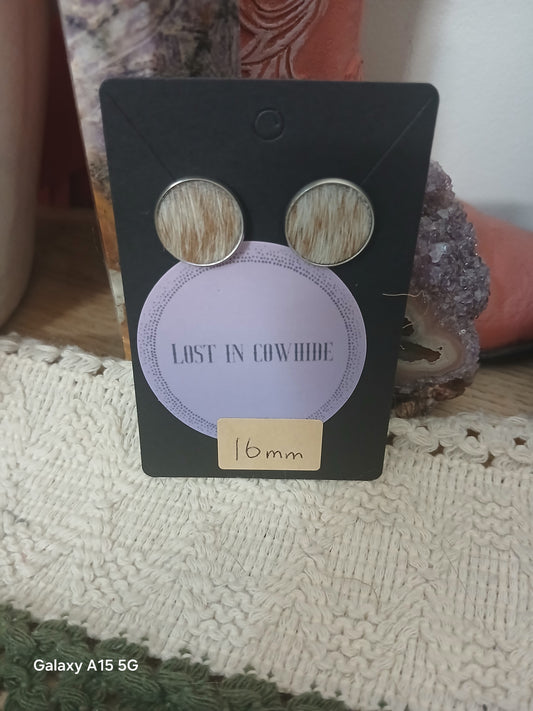 Cowhide Stud earrings 16mm