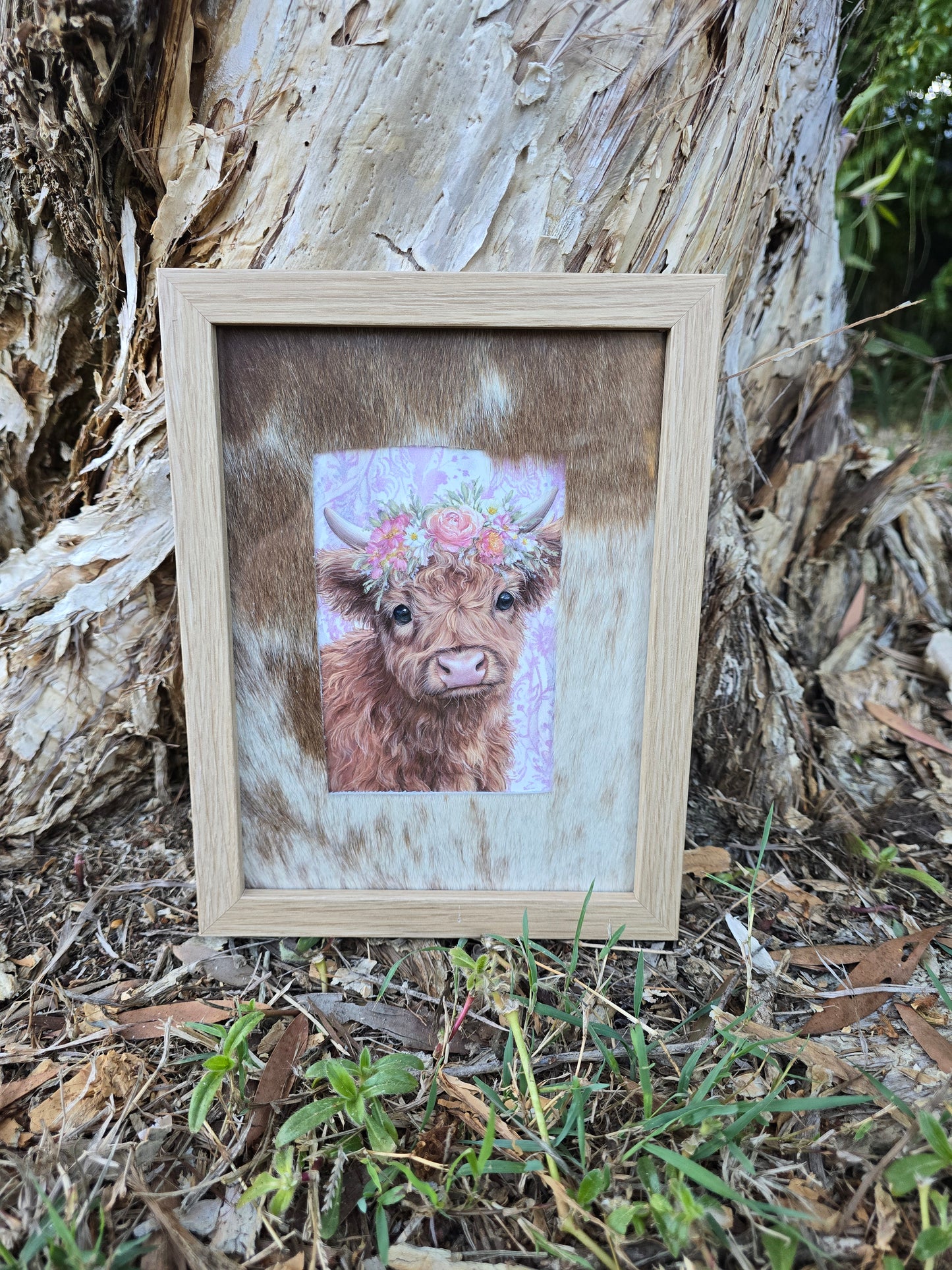 Cowhide frame with print